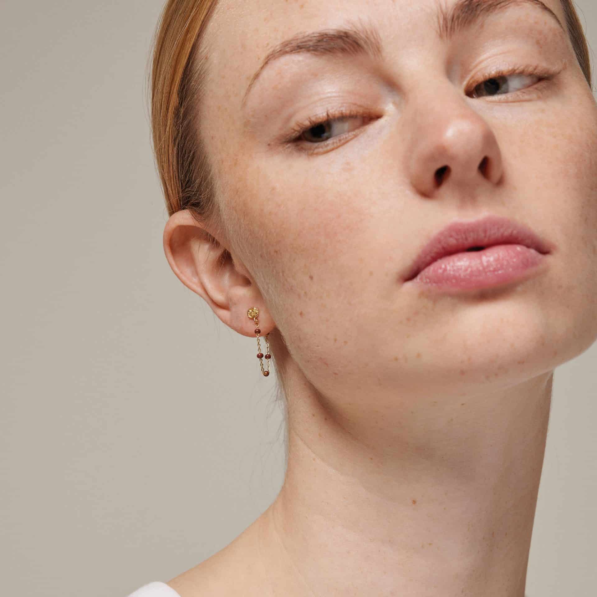 Lola petite earring creme main image 0